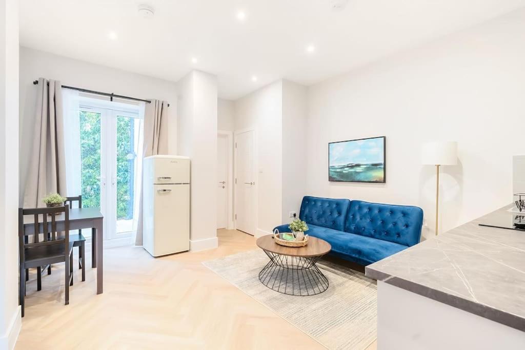The Solo Haven 20 Min To Central Londres Exterior foto