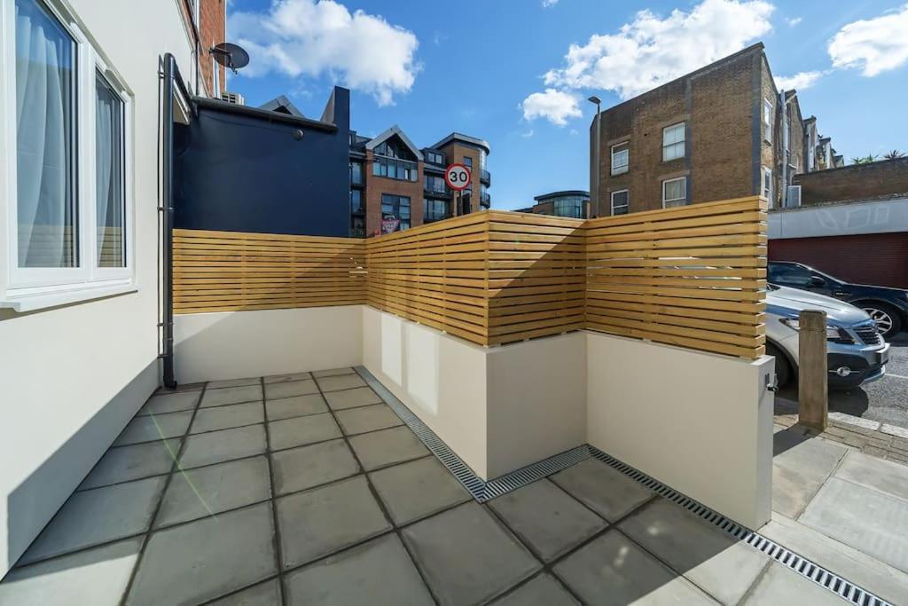 The Solo Haven 20 Min To Central Londres Exterior foto